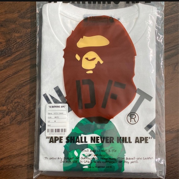 DS Bape x Undefeated College Tee - Medium - Picture 3 of 5